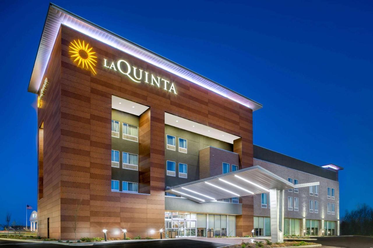 La Quinta Inn & Suites By Wyndham Louisville Ne - Old Henry Rd Esterno foto