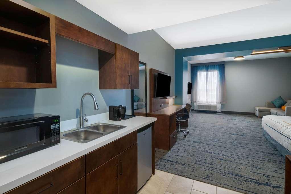La Quinta Inn & Suites By Wyndham Louisville Ne - Old Henry Rd Camera foto